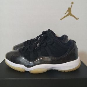Jordan 11 Retro Low "Baron" Size 9.5 (2017)